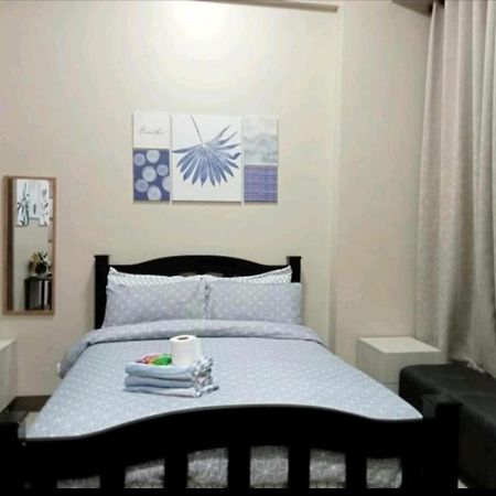 Two Palm Tree Villas Close To Manila Airport - Terminal 3 Pokoj fotografie